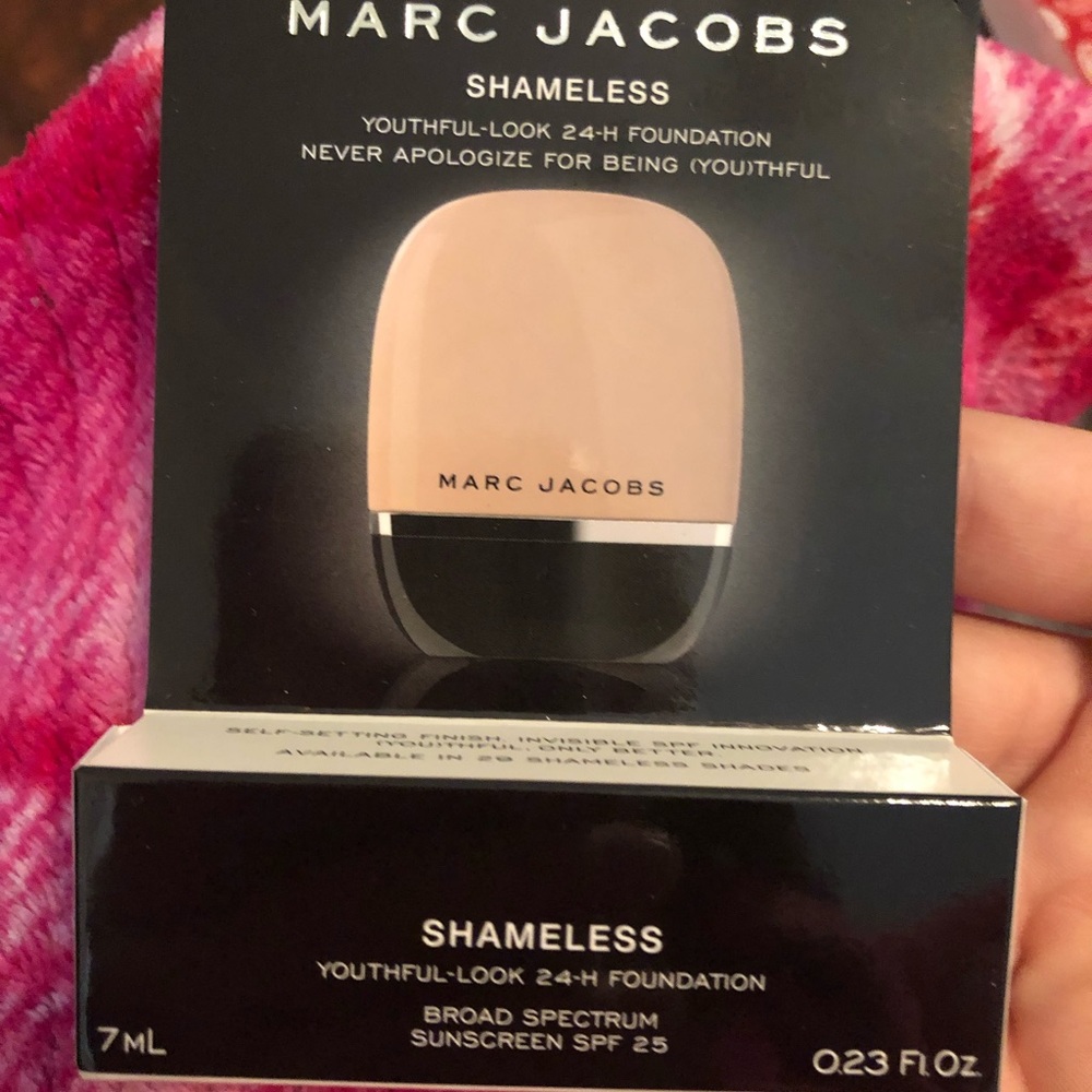 Marc Jacobs foundation mini